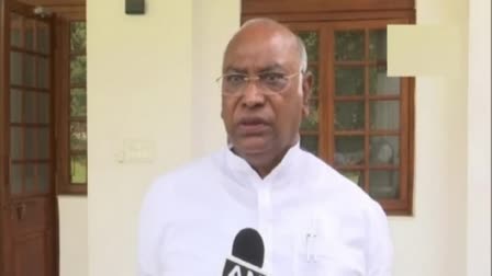 Hyderabad CWC Meeting, Mallikarjun Kharge Advised