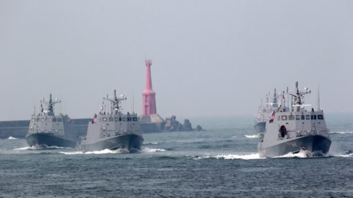 TAIWAN Against China  Chinese military activity  AIRCRAFT  NAVAL VESSEL