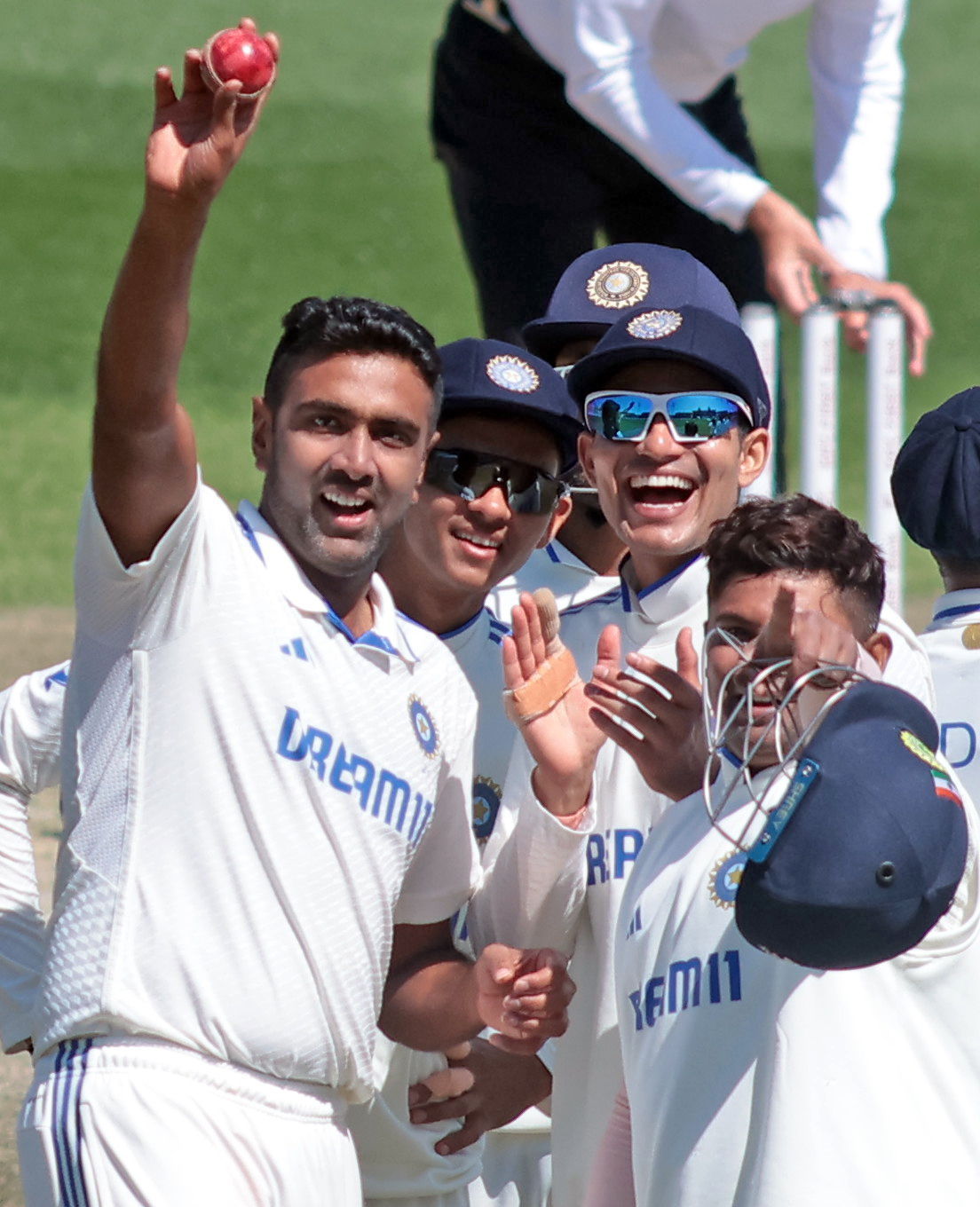 Ravichandran Ashwin with team india