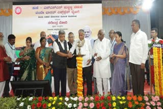 Minister V Somanna and MP Jagadish Shettar inaugurated Vande Bharat Welcoming Program