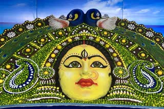 sand artist creates maa durga sand art