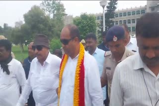 vatal nagaraj tried to besiege the vidhana soudha