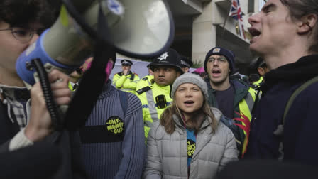 Greta Thunberg joins activists to disrupt oil executives' forum in London