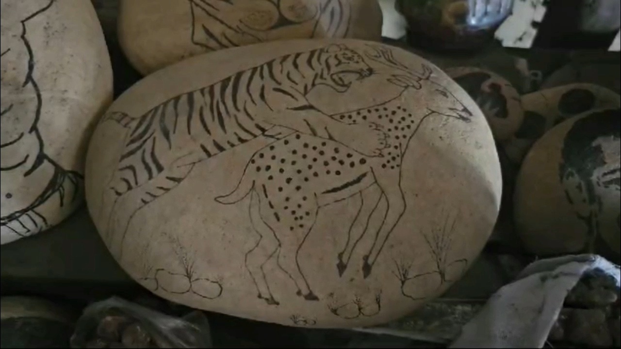 Forest And Wildlife Art on Stone in Ramnagar