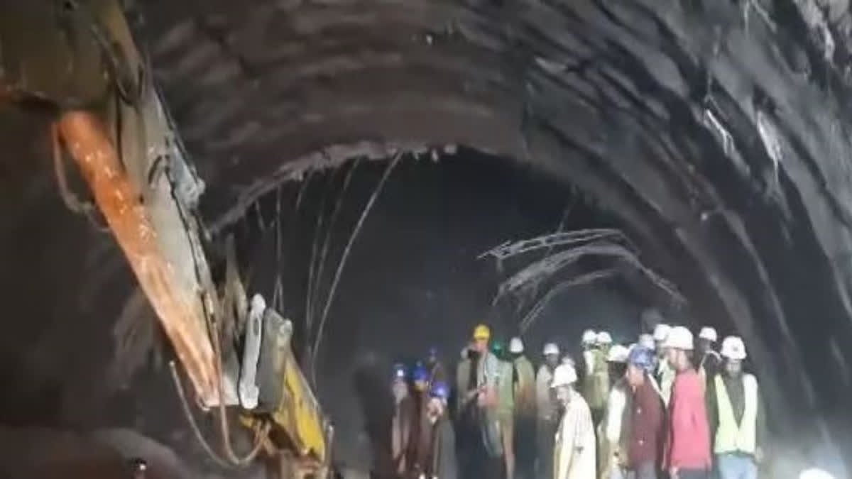 Uttarakhand tunnel collapse Day 6: Rescue teams drill 21 metres through rubble for trapped miners' rescue