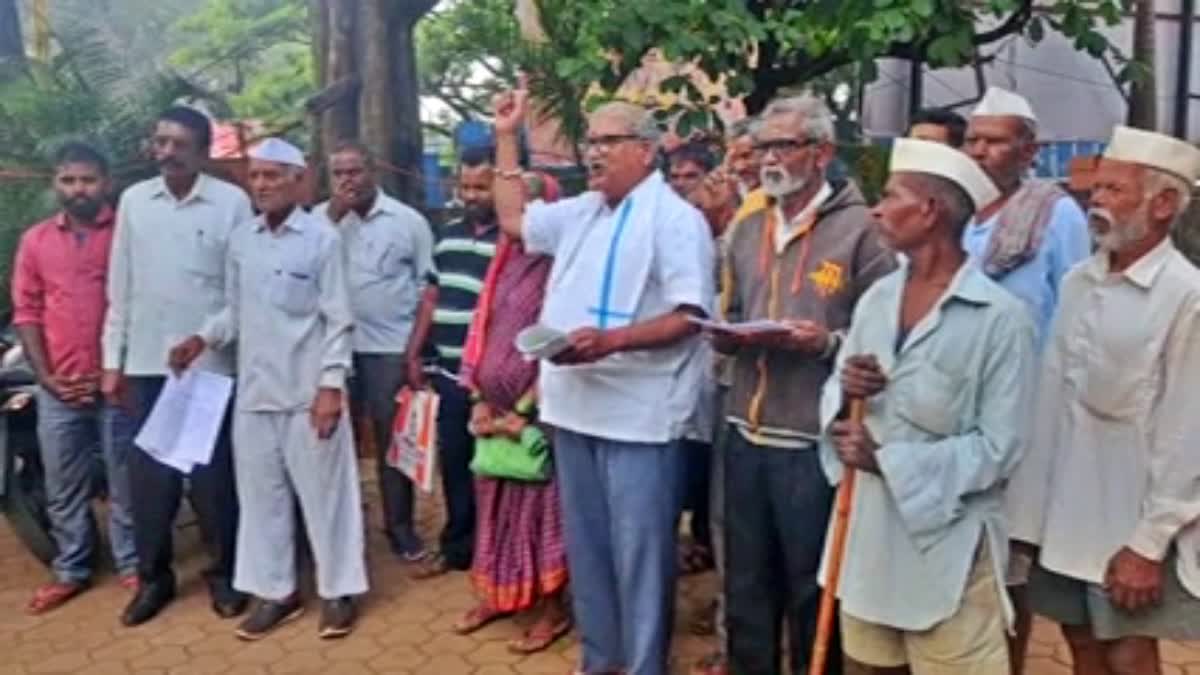 Farmers protest