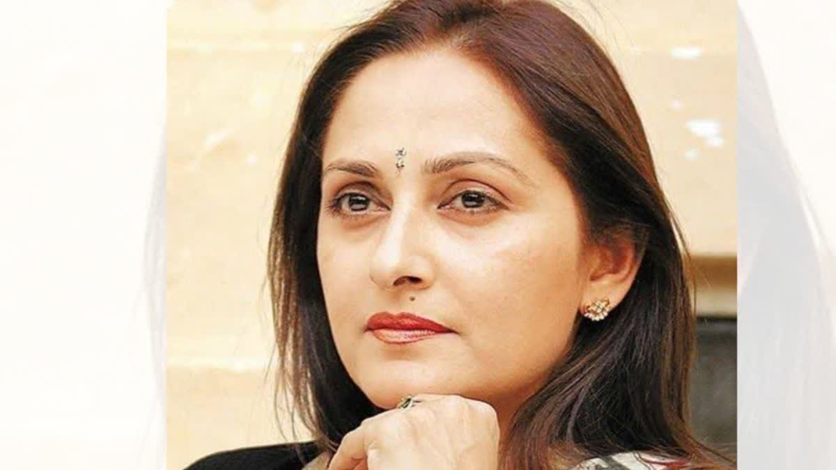 FILM ACTRESS JAYAPRADA TROUBLES INCREASED RAMPUR MP MLA COURT ISSUED NON BAILABLE WARRANT FOURTH TIME