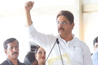 Etv Bharatbackground-of-opposition-leader-r-ashok