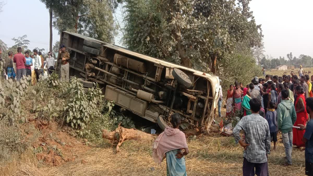 one-person-death-in-bus-accident-in-ramgarh