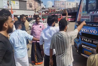 KOZHIKODE UDF HARTAL CLASHES  CLASHES IN KOZHIKODE HARTAL  കോഴിക്കോട് യുഡിഎഫ് ഹര്‍ത്താല്‍  ഹര്‍ത്താല്‍ സംഘര്‍ഷം കോഴിക്കോട്