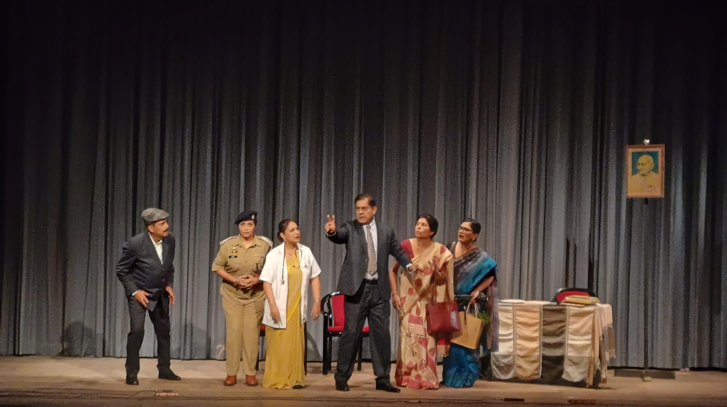 'Sorkari Investigator' drama screened at Kalakshetra