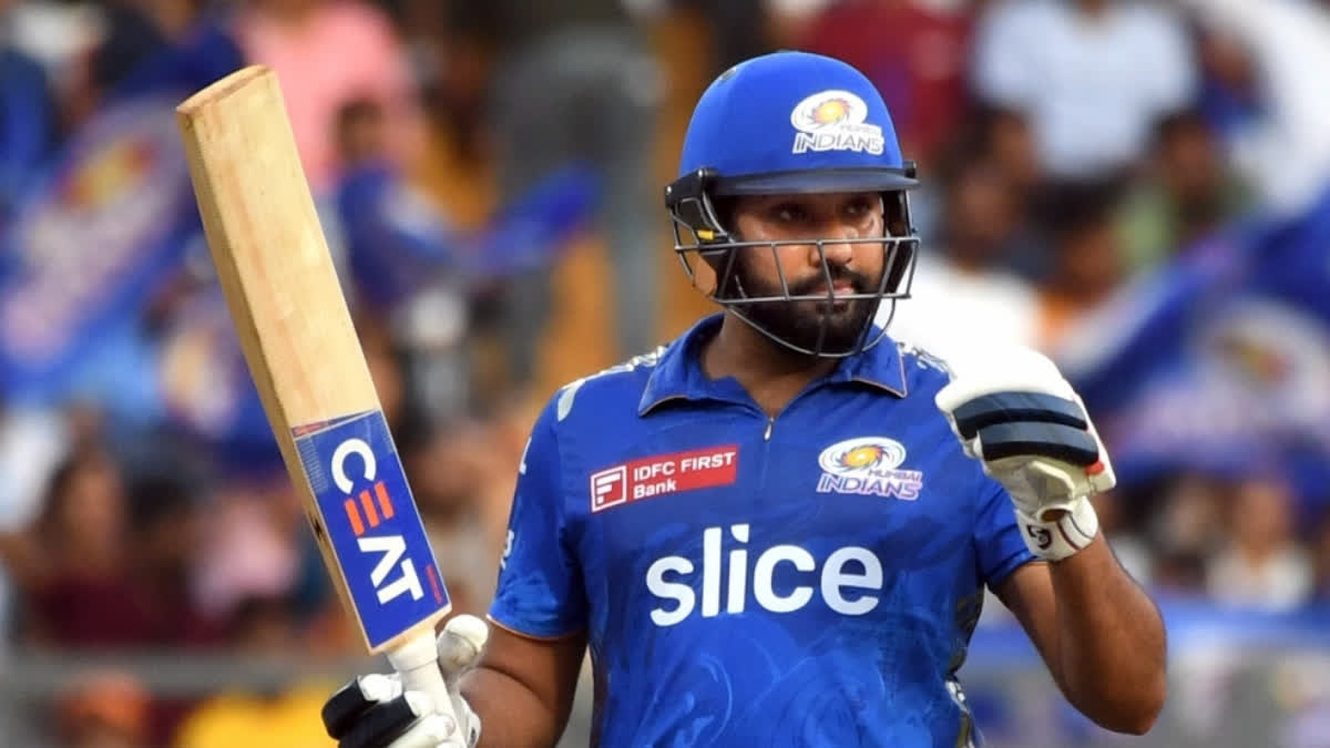 Rohit Sharma trade Delhi Capitals  Hardik Pandya replaces Rohit Sharma  Hardik Pandya Mumbai Indians Captain  Indian premier league  IPL 2024  രോഹിത് ശര്‍മ ഡല്‍ഹി ക്യാപിറ്റല്‍സ്  രോഹിത് ശര്‍മ  മുംബൈ ഇന്ത്യന്‍സ് രോഹിത് ശര്‍മ  രോഹിത് ശര്‍മ ഐപിഎല്‍ ട്രേഡ്  Mumbai Indians approached by Delhi Capitals