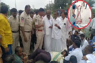 Anantapur_Farmers_Protest_on_National_Highway_42