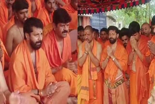 Etv Bharatdatta-jayanti-maladharana-by-c-t-ravi-and-hundreds-of-hindu-workers-in-chikkamagaluru