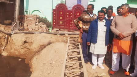 bjp-mp-dharambir-singh-surprise-inspection-of-railway-over-bridge-in-bhiwani-latest-news