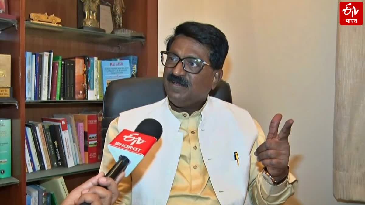 Shivsena UBT MP Arvind Sawant reaction on parliament winter session 2024 discussion on constitution day and sambhal incident