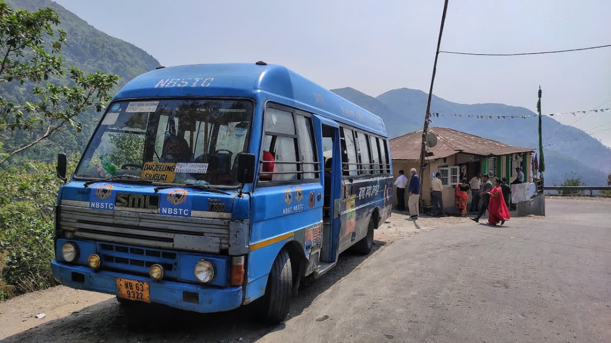 NJP TO DARJEELING TAXI BUS SERVICE