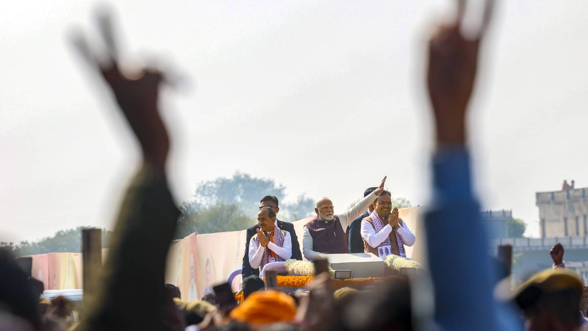 PM Modi at a roadshow in Jaipur