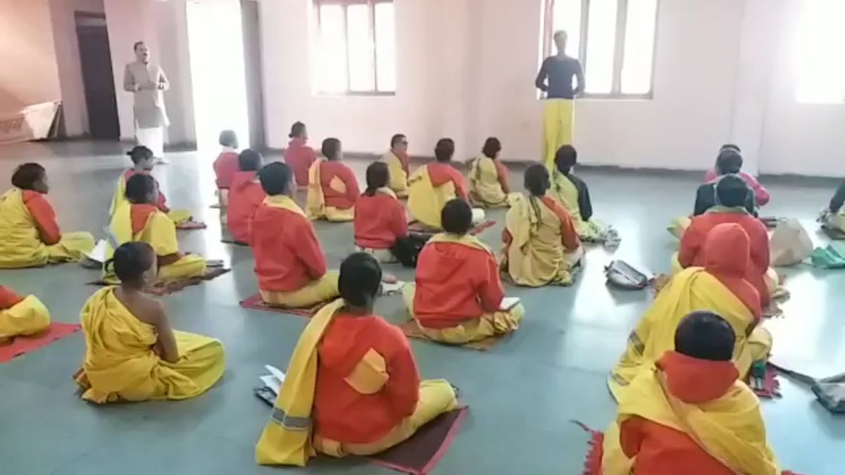 VEDIC EDUCATION IN GURUKULAM