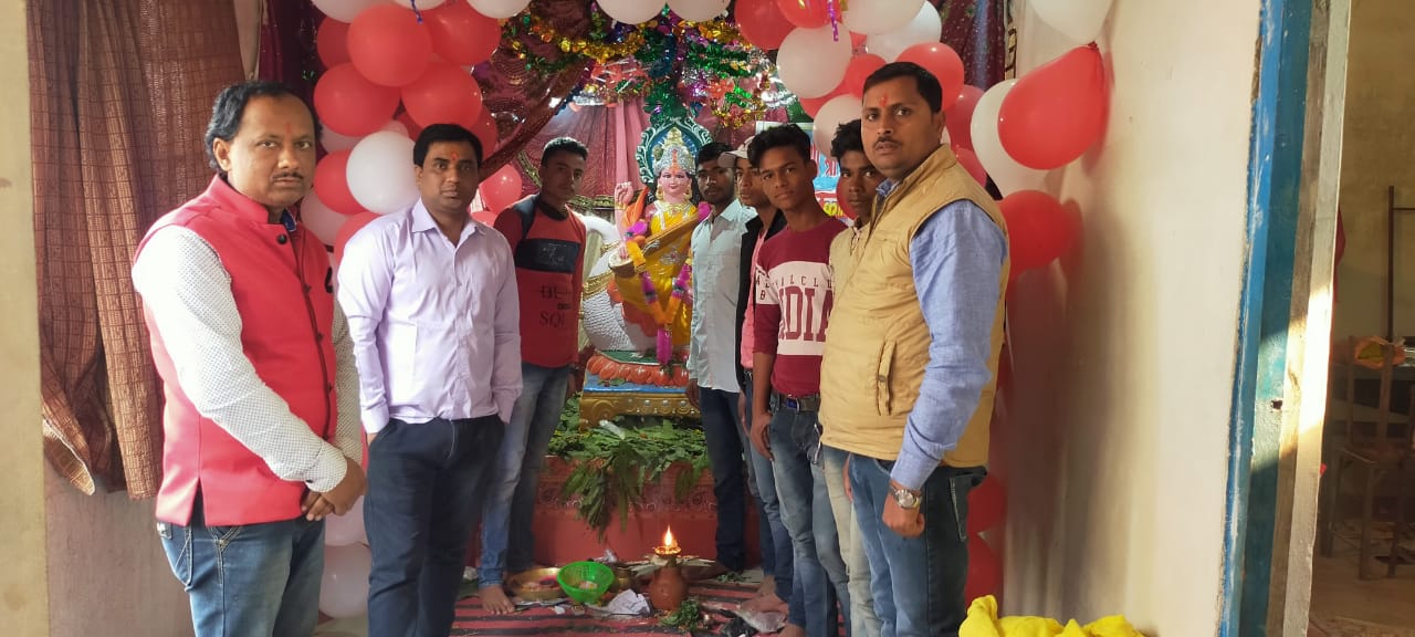 maa saraswati statue was immersed in Bettiah