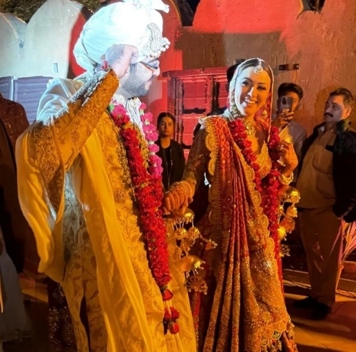 Hansika Motwani ties the knot in Jaipur