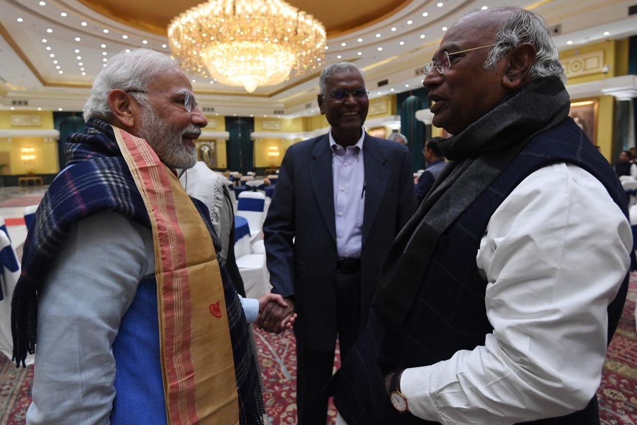 Modi and mallikarjuna Kharge