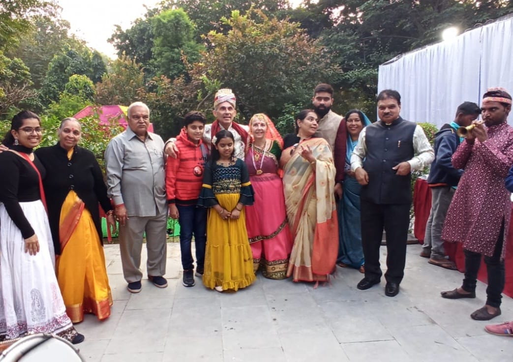 italian-couple-married-again-with-hindu-customs-on-40th-anniversary