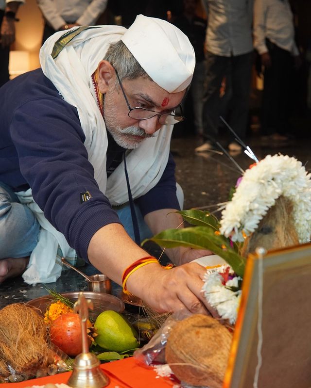 Aamir Khan performing pooja at new office with Ex Wife Kiran Rao