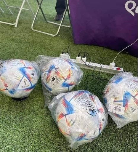 hightech sensor Footballs