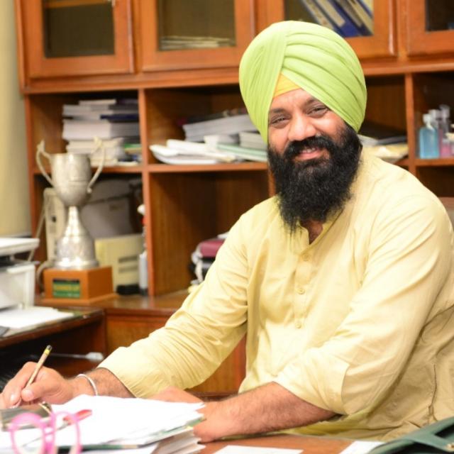 Dr. Karnal Singh