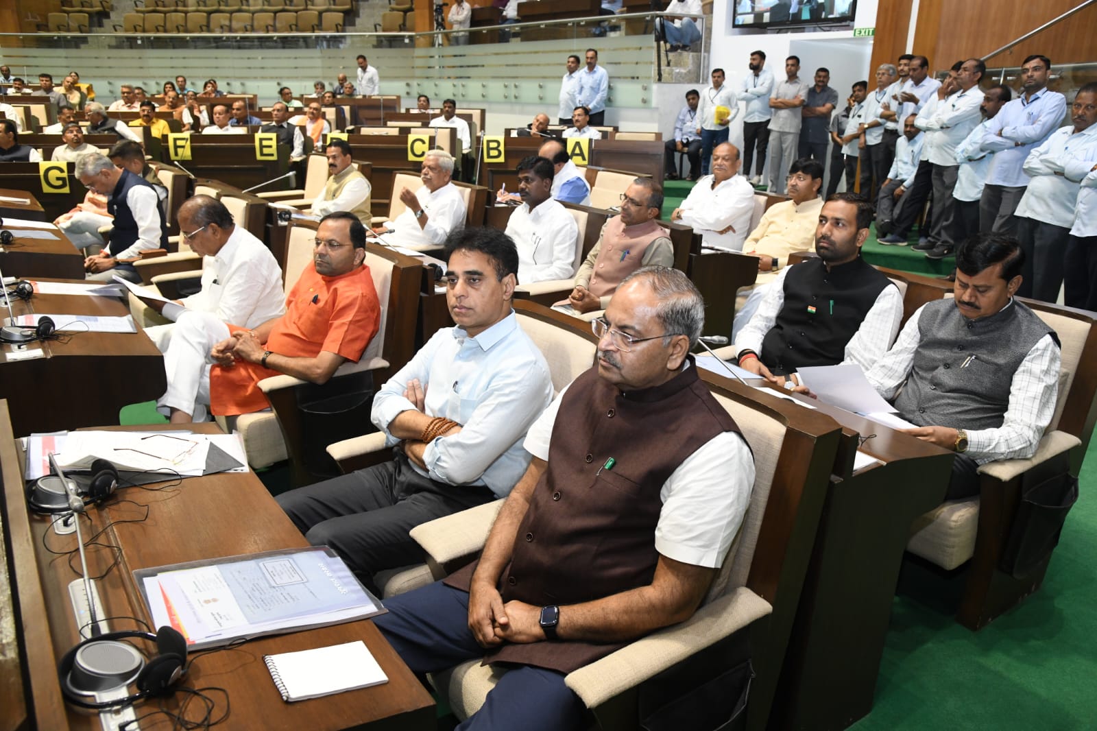 permanent seating arrangement in budget session