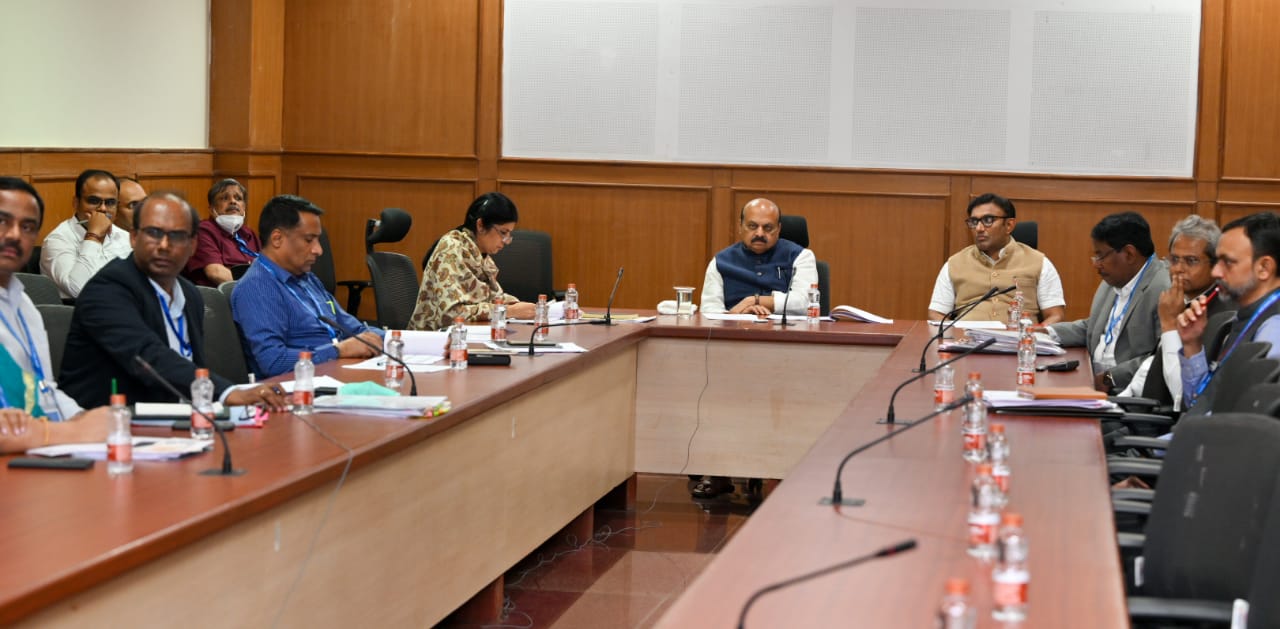 CM meeting with officials