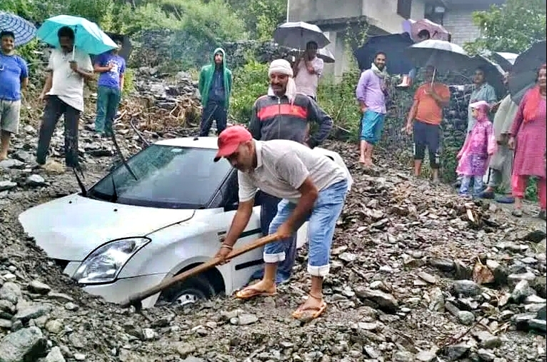 Loss of life and Property in Monsoon in Himachal