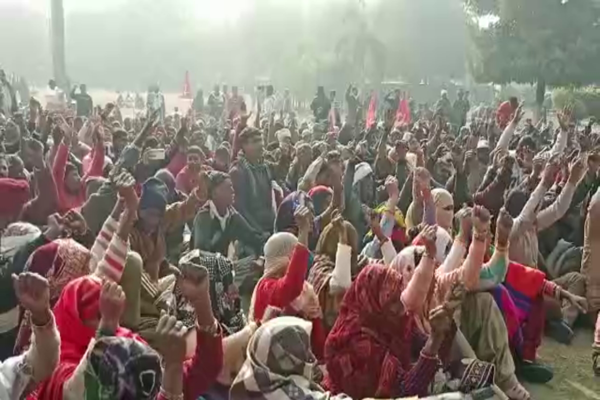 Demonstration of Haryana Rural Safai Karamcharis