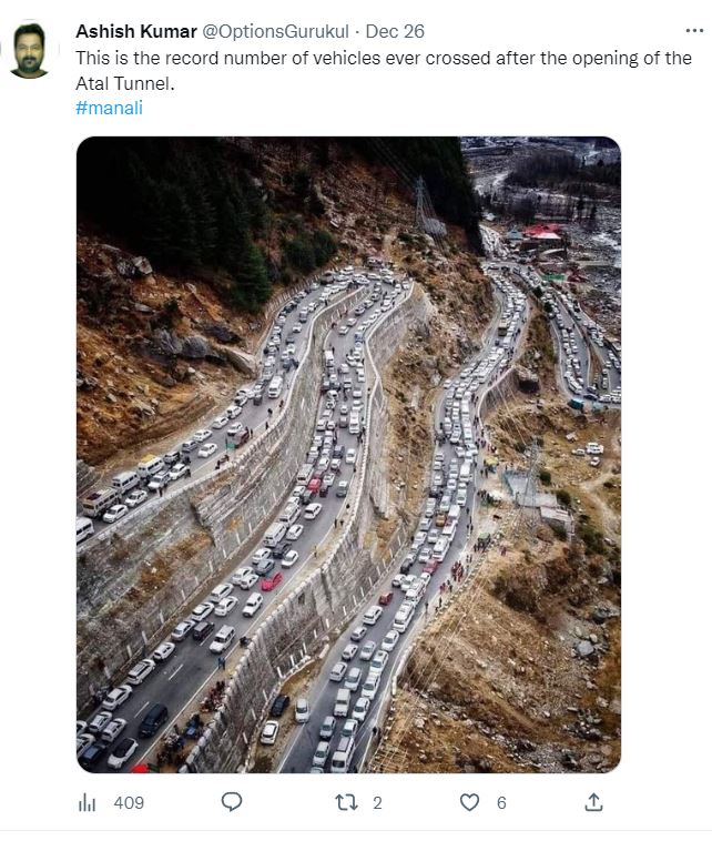 old image of heavy traffic jam in manali