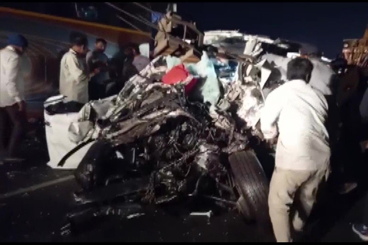 road accident in gujarat