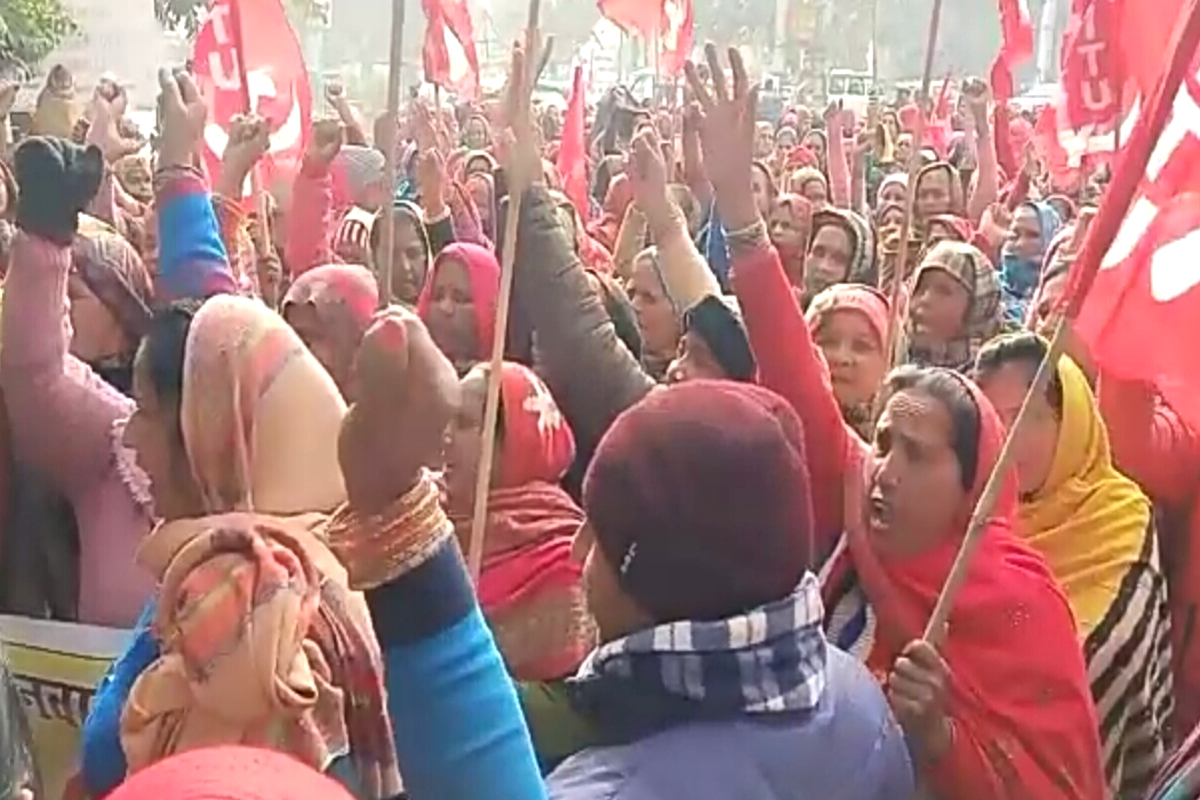Anganwadi workers Protest in Karnal women workers Protest in Karnal