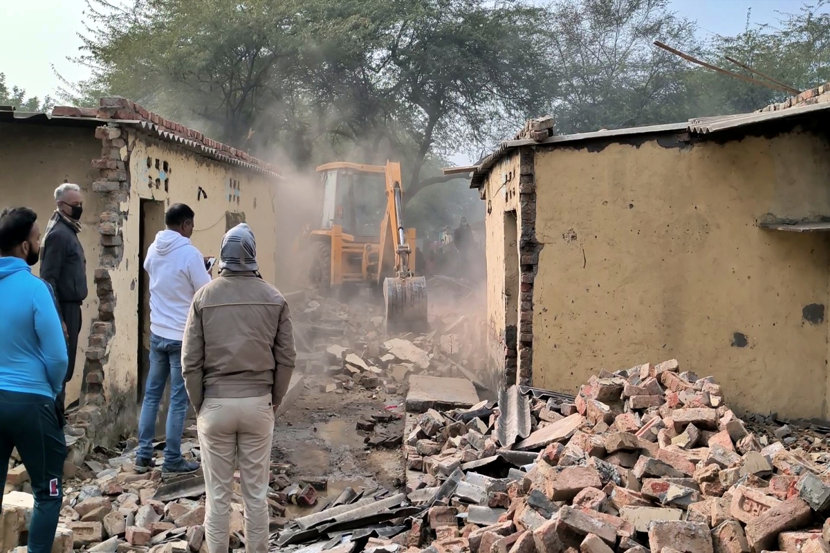 illegal houses demolished in Faridabad