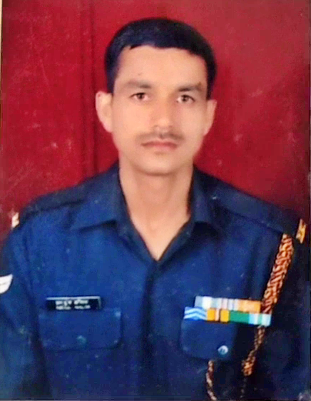 Ex Indian army man in Assam  fought Kargil asked to prove citizenship  Indian army man in Assam  ಭಾರತೀಯನೆಂದು ಸಾಬೀತು ಪಡಿಸಲು ವಿದೇಶಿ ನ್ಯಾಯಮಂಡಳಿ ಮೊರೆ  ಪೌರತ್ವ ಸಾಬೀತು ಪಡಿಸಲು ಕಾರ್ಗಿಲ್ ಯೋಧನಿಗೆ ನೋಟಿಸ್ ಜಾರಿ  ಕೋವಿಡ್​ನಂತರ ಹೋರಾಟ ಶಾಂತಿ  ದೇಶದಲ್ಲಿ ಪೌರತ್ವ ತಿದ್ದುಪಡಿ ಕಾಯ್ದೆ  ಪೌರತ್ವ ಸಾಬೀತು ಪಡಿಸುವಂತೆ ಸೂಚನೆ