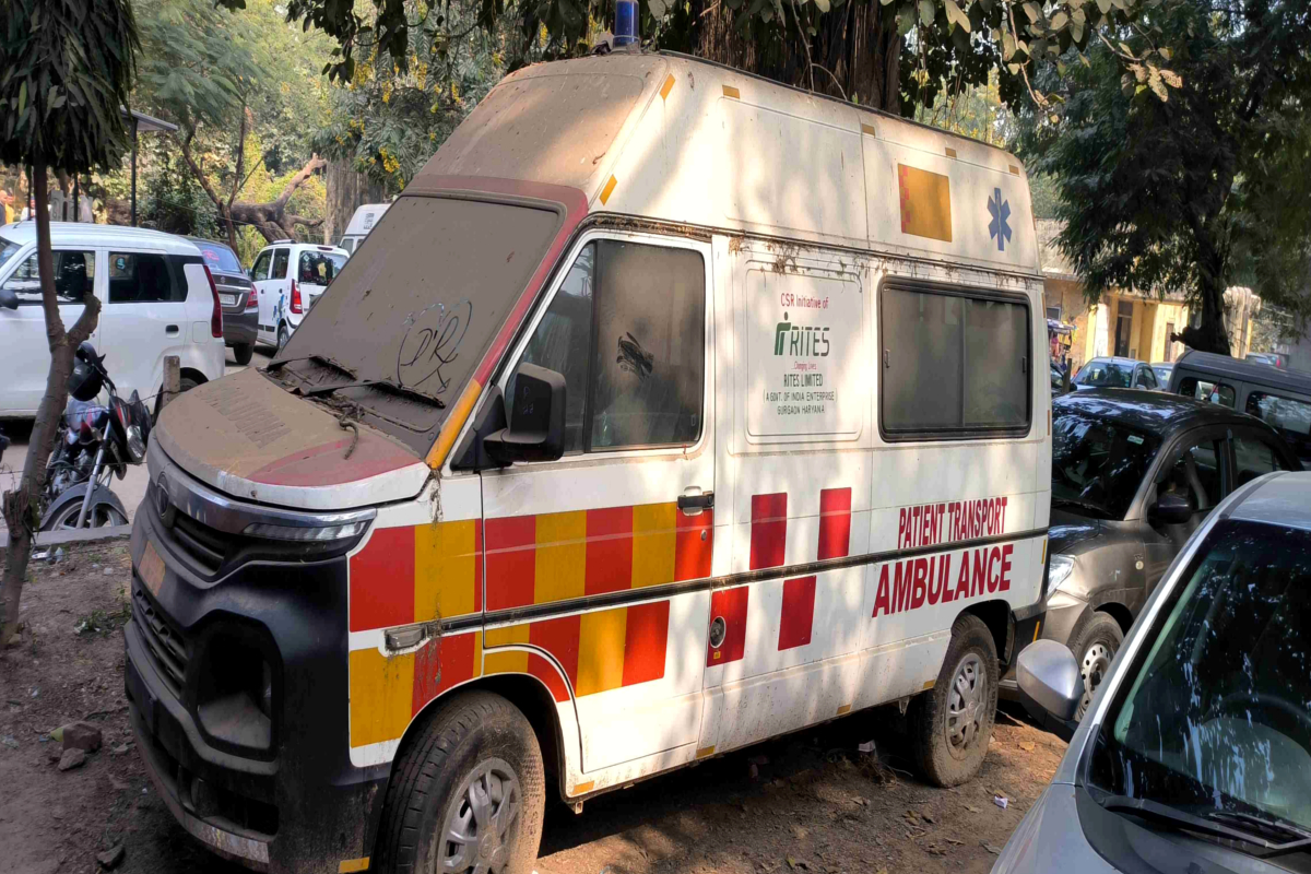 Ambulance in Faridabad Civil Hospital Badshah Khan Ambulance spoiled in Faridabad