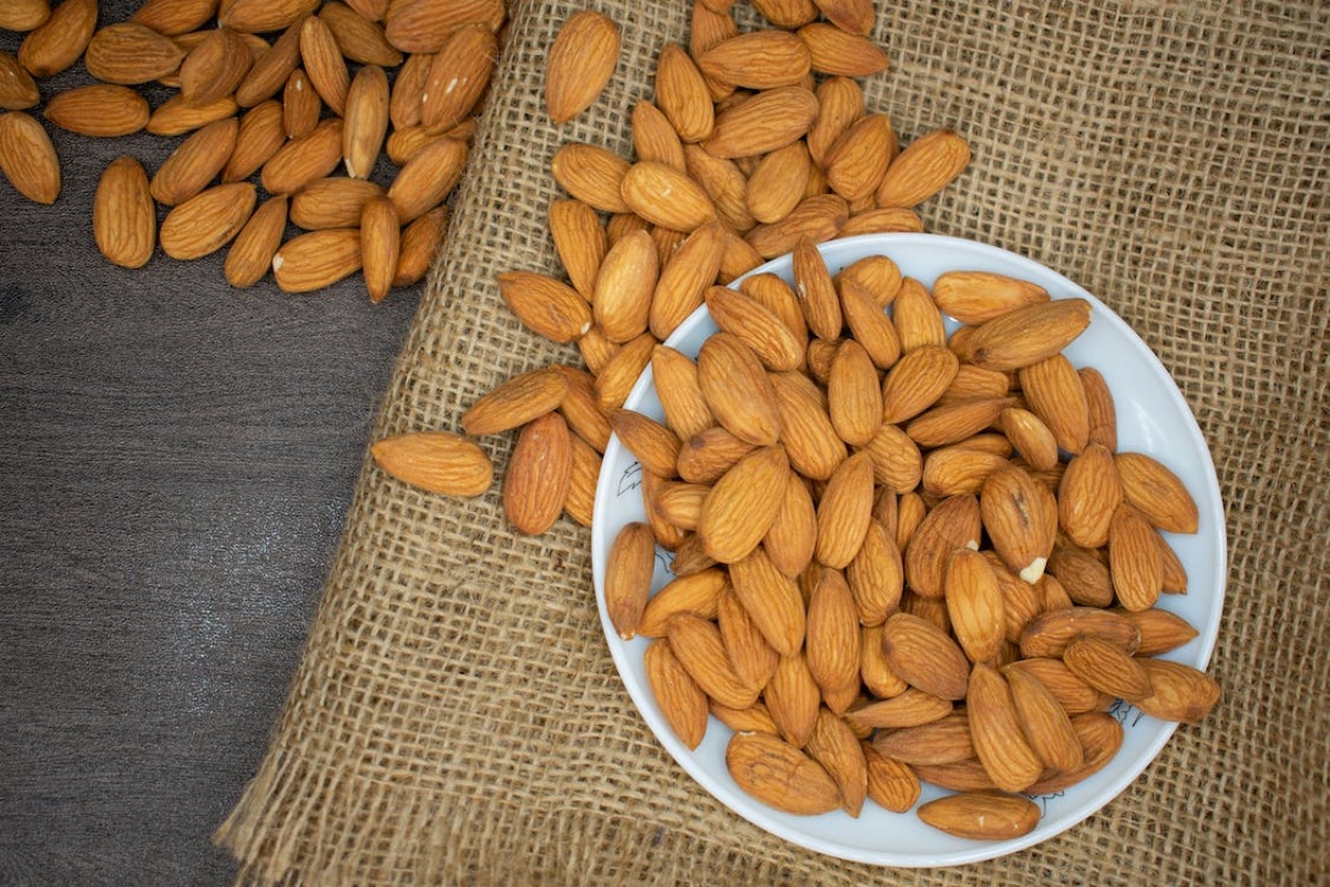 Almonds (Badaam)