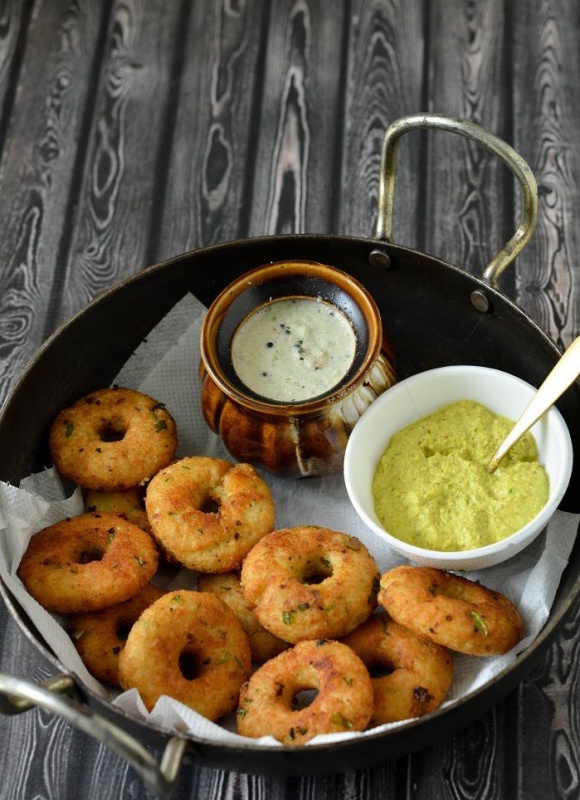 The crunchy, bite-sized fried delicacy is a staple in south India and is prepared especially for the Pongal festival. (ANI)