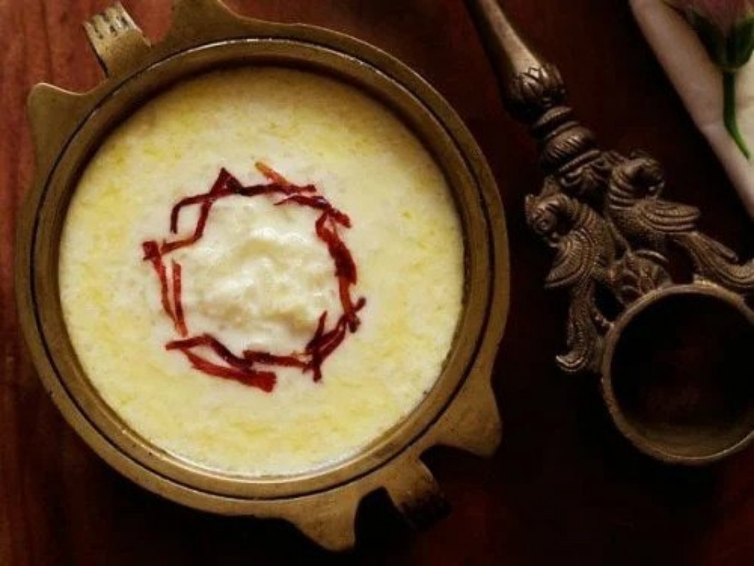 A Pongal feast would be incomplete without the sweet finale of Paal payasam. The kheer-like dessert is made with a creamy mixture of rice, milk, ghee, sugar, and nuts. (ANI)