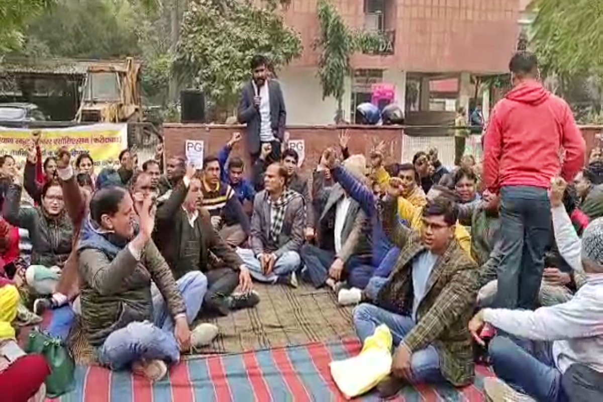 teachers protest against government in Faridabad