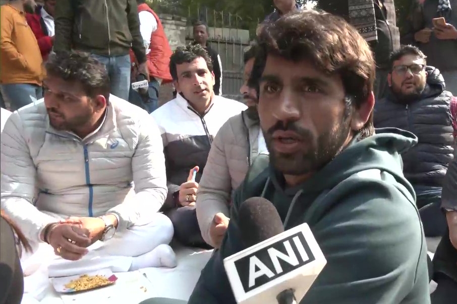 wrestlers protest at jantar mantar