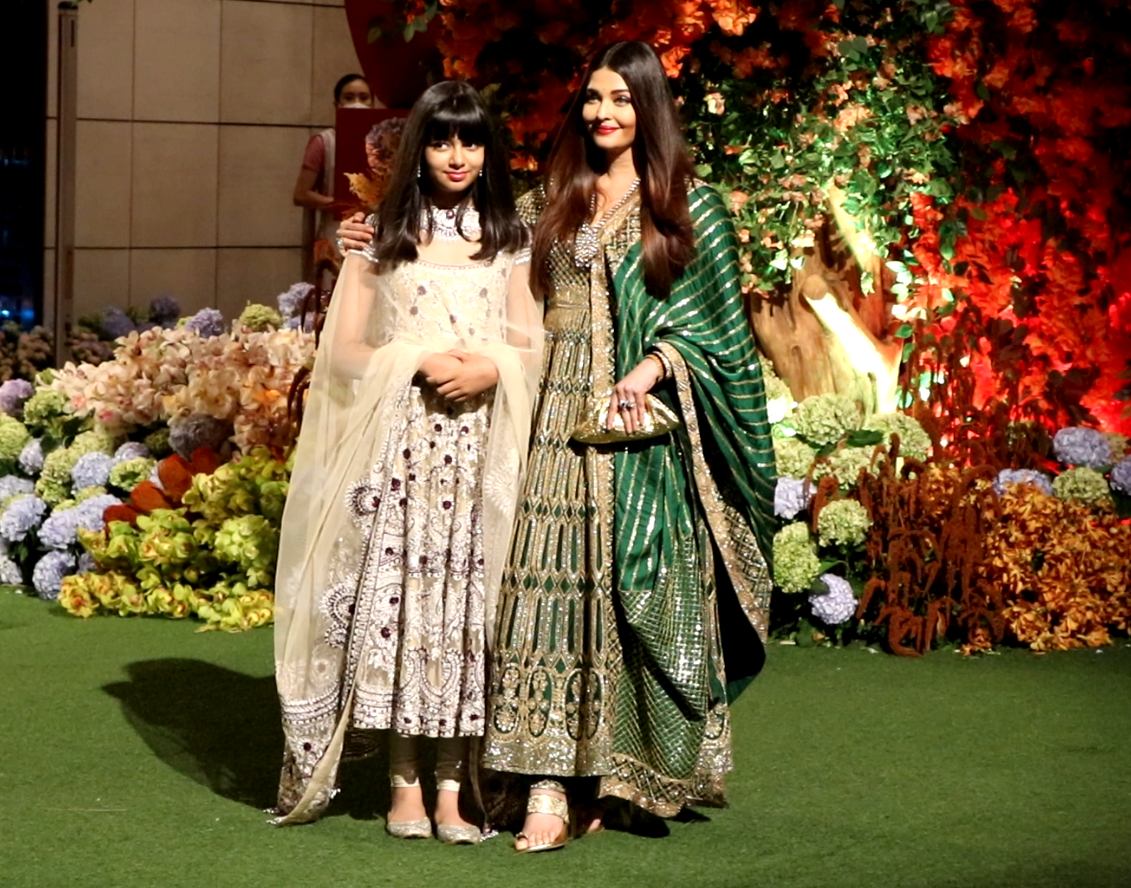 Actor Aishwarya Rai Bachchan was spotted at the ceremony along with her daughter Aaradhya and the mother-daughter duo looked beautiful in traditional attires. The 'Jodhaa Akbar' actor looked gorgeous in a golden and green suit. She kept her hair open and make-up heavy. Aaradhya, on the other hand, was seen in an off-white shimmery suit.