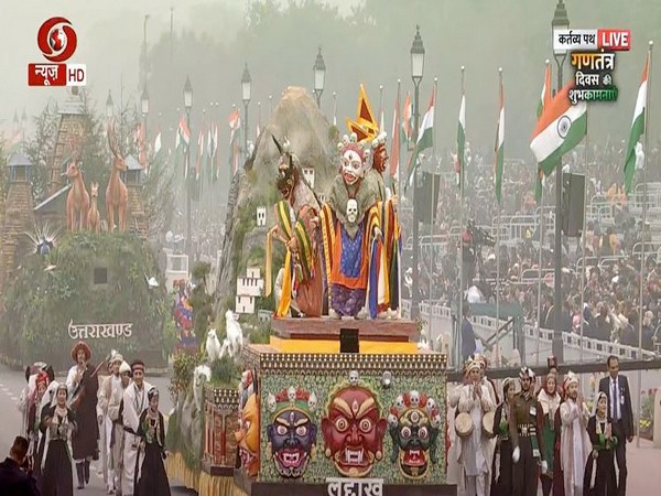 Republic Day parade  Kerala tableau on Republic Day parade  74th Republic Day  Republic Day celebration  ഫ്ലോട്ട് ബേപ്പൂര്‍ ഉരുവിന്‍റെ മാതൃകയില്‍  കേരളം റിപ്പബ്ലിക് ദിന പരേഡില്‍  സ്‌ത്രീശക്തി  കേരളത്തിന്‍റെ ഫ്ലോട്ട്  നഞ്ചിയമ്മ  ചേപ്പാട് സ്വദേശി കാര്‍ത്ത്യായനി അമ്മ