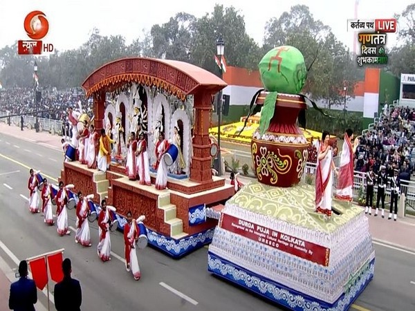 Republic Day parade  Kerala tableau on Republic Day parade  74th Republic Day  Republic Day celebration  ഫ്ലോട്ട് ബേപ്പൂര്‍ ഉരുവിന്‍റെ മാതൃകയില്‍  കേരളം റിപ്പബ്ലിക് ദിന പരേഡില്‍  സ്‌ത്രീശക്തി  കേരളത്തിന്‍റെ ഫ്ലോട്ട്  നഞ്ചിയമ്മ  ചേപ്പാട് സ്വദേശി കാര്‍ത്ത്യായനി അമ്മ