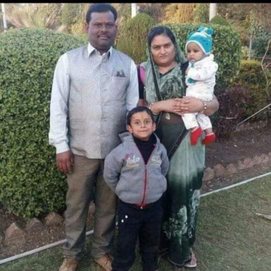 vidisha bjp leader suicide along with family