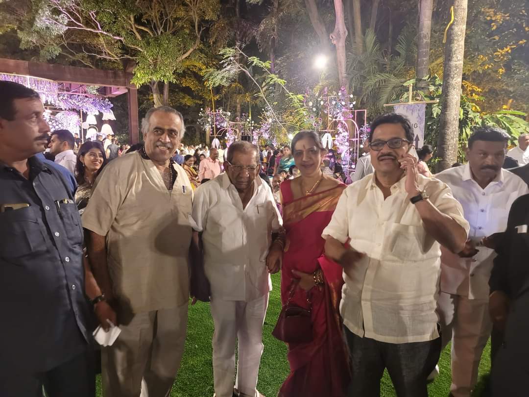 engagement-of-shamanuru-shivashankarappas-grand-daugther-with-mb-patils-son